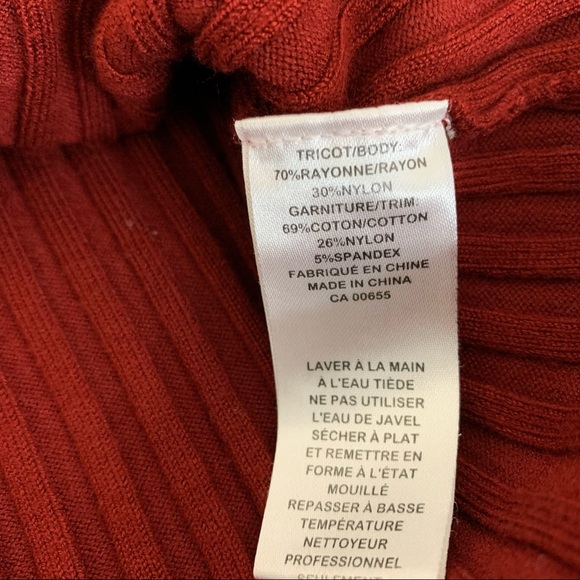 Ribbed Wine Coloured Fooler Sweater, pics don’t do this justice- gorgeous on! - Picture 9 of 11